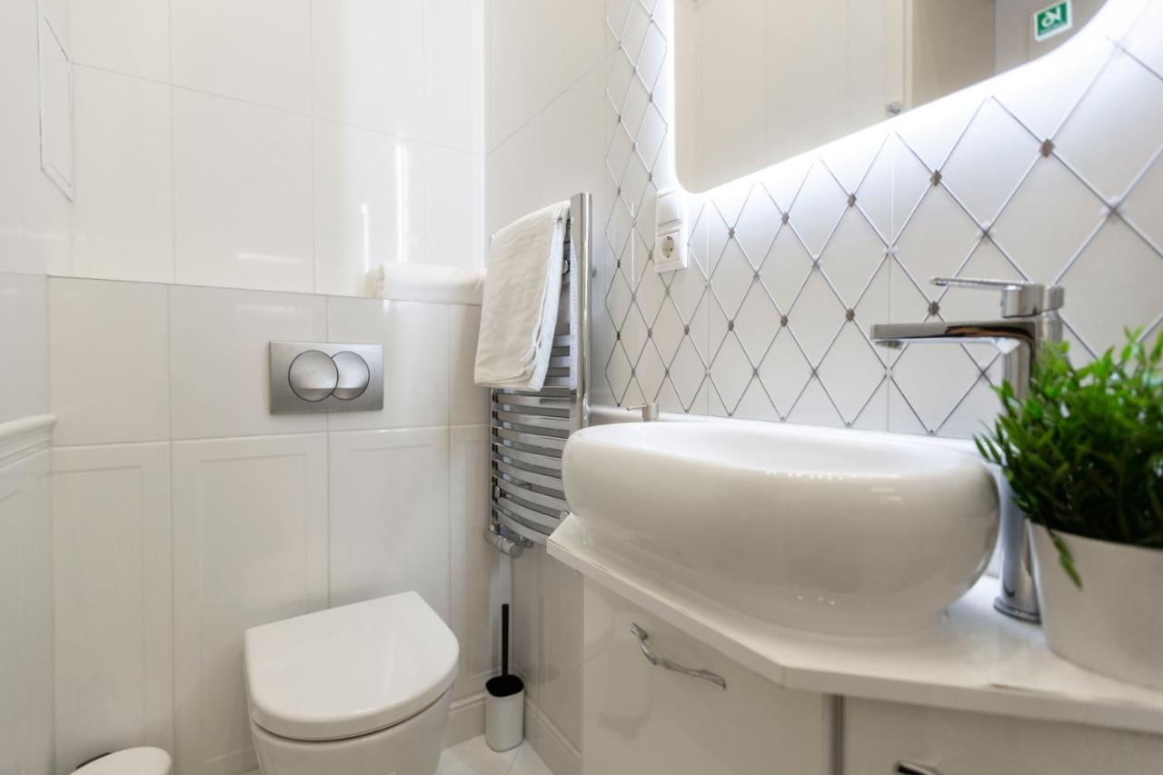 Luxurious Central Apartment In Liszt Ferenc Square Budapeszt Zewnętrze zdjęcie